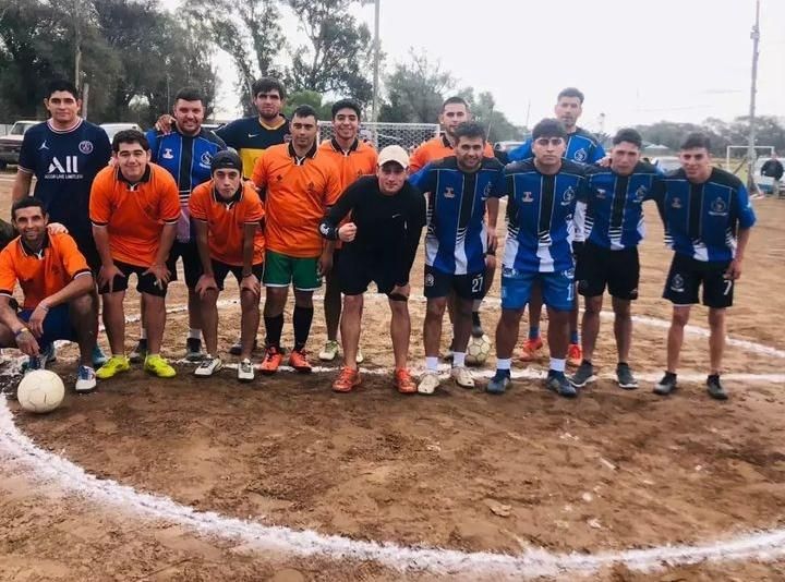 En Villa Valeria realizan campeonatos de fútbol sin árbitros ni policías