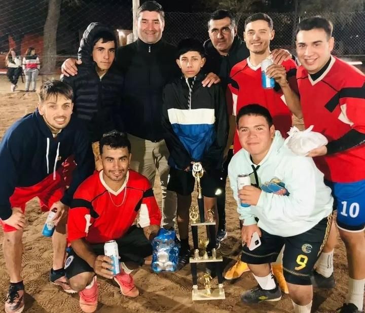 En Villa Valeria realizan campeonatos de fútbol sin árbitros ni policías