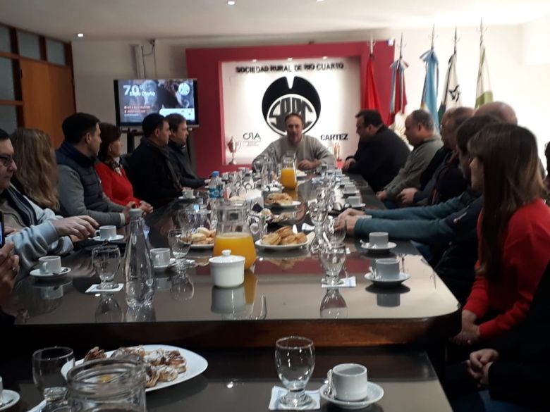 Con casi 1500 bovinos arrancó la exposición de Otoño de la Sociedad Rural