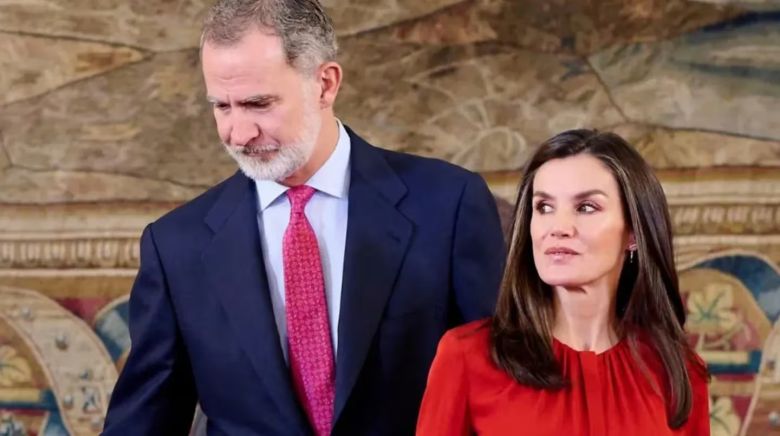 Escándalo en la corona española tras la filtración de las supuestas infidelidades de Letizia a Felipe VI