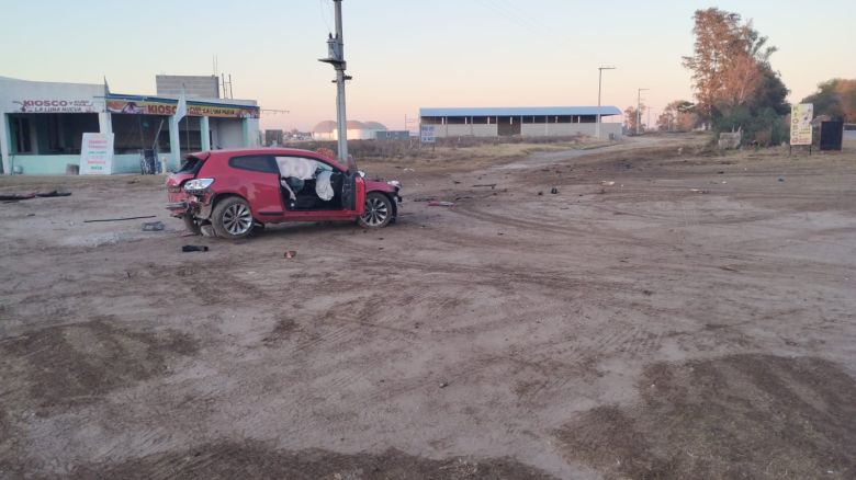 Volcó un automóvil en la ruta 8 cerca de Holmberg