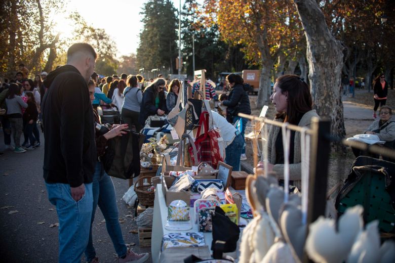 Otro fin de semana a pura feria en los parques Sarmiento y Sur 