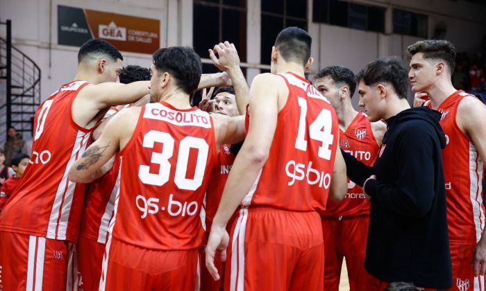 Instituto festejó en el primer juego de las semifinales