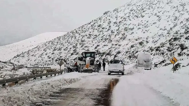 "Se está sacando la nieve con necesidad de más personal"