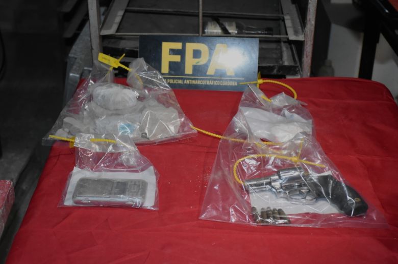  FPA en conjunto con Policía Federal desbarataron una organización narco que operaba en Córdoba, Villa del Rosario y en la cárcel de Bouwer