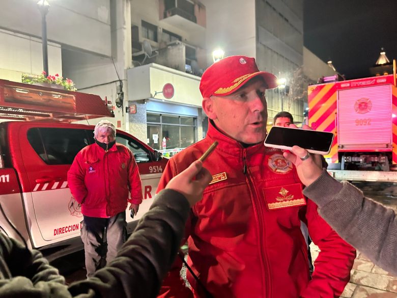 Dos estudiantes de Serrano murieron por inhalación de monóxido de carbono en el incendio del edificio de Córdoba