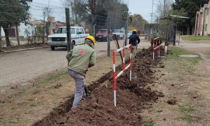 Comenzó la obra de gas troncal  en la Universidad