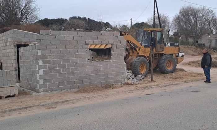 Impidieron la ampliación de una vivienda construida sobre tierras fiscales en la Costanera Sur