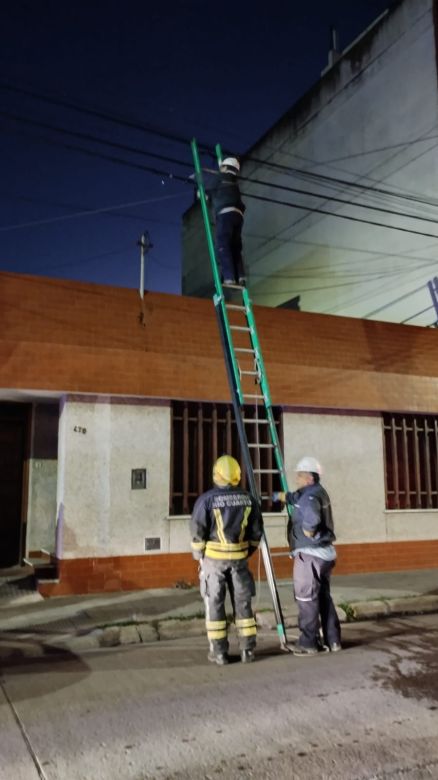 Bomberos sofocaron principio de incendio en líneas de EPEC