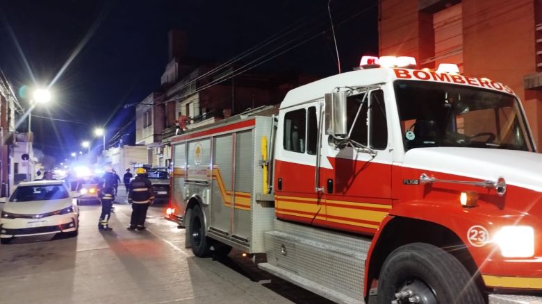 Bomberos sofocaron principio de incendio en líneas de EPEC