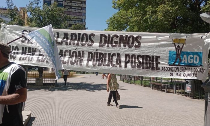 La Universidad de Río Cuarto aprobó la emergencia salarial