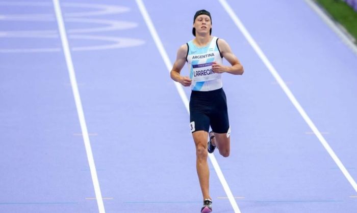 Elián Larregina se metió en la semifinales de los 400 metros