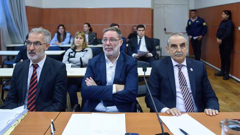 Condenaron a Guillermo Moreno a 3 años de prisión por abuso de autoridad y destrucción de registros públicos