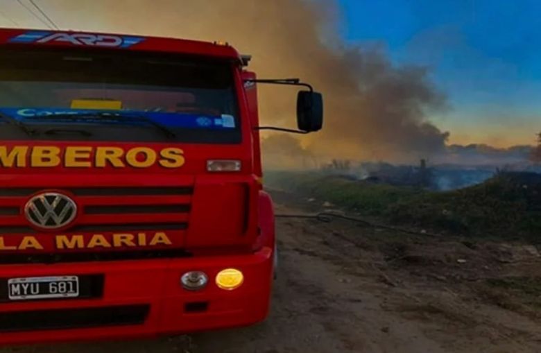 Choque múltiple cerca de Villa María por el incendio en un basural