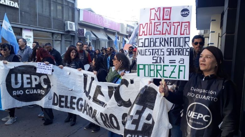 Los docentes comienzan a analizar la propuesta de la Provincia