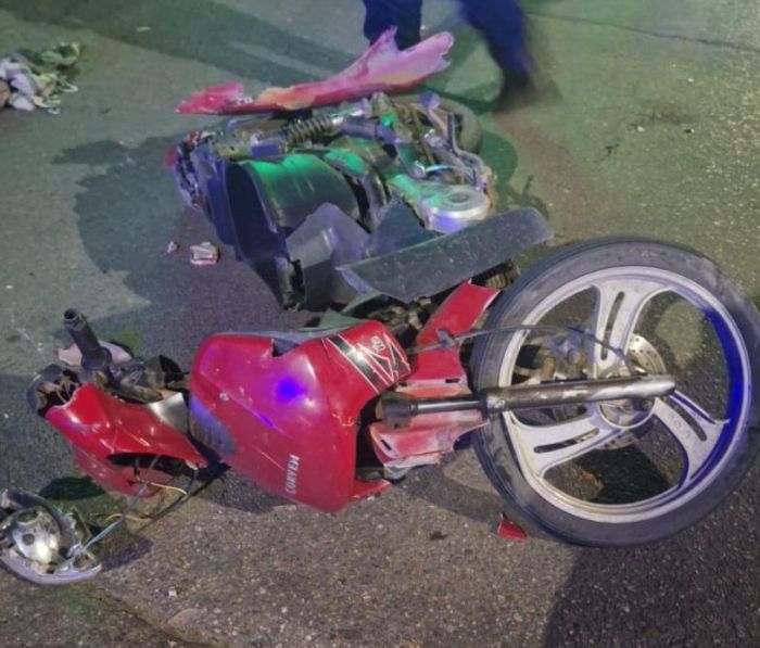 ​Un motociclista sufrió lesiones de consideración en un choque en el macrocentro