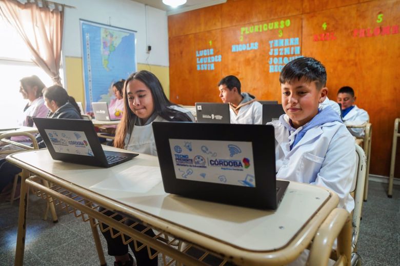 ​La Provincia pretende dotar de internet de alta velocidad a más de 600 escuelas rurales