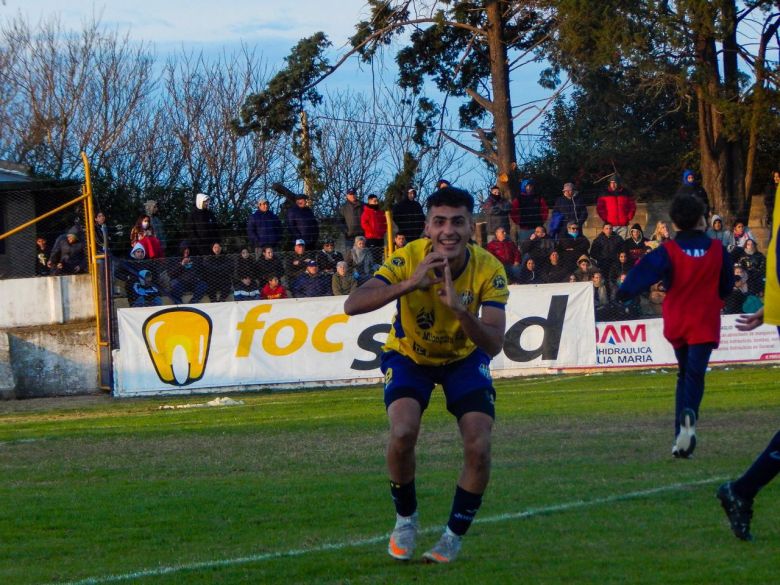 Juan Suriano:  "Gracias a Dios se dio un triunfo de local y con goleada"