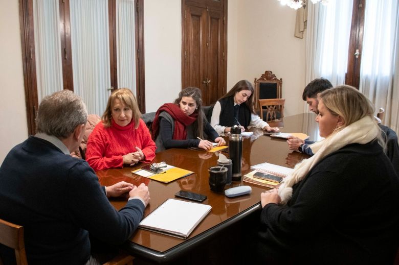 De Rivas recibió a la Defensora de Niños, Niñas y Adolescentes para avanzar en proyectos de manera conjunta