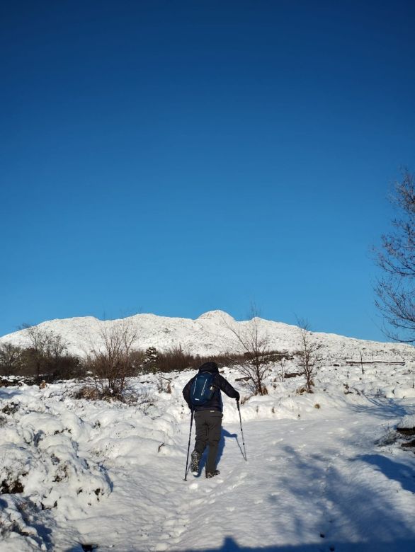 La nieve transformó las Sierras en un paisaje invernal único