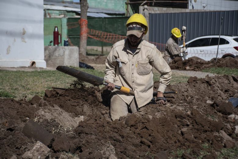 Avanza la obra de gas natural en el barrio Las Ferias