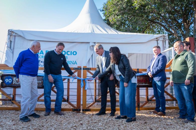 De Rivas participó de la apertura de la Expo 90° de La Rural y destacó el potencial de la ciudad 