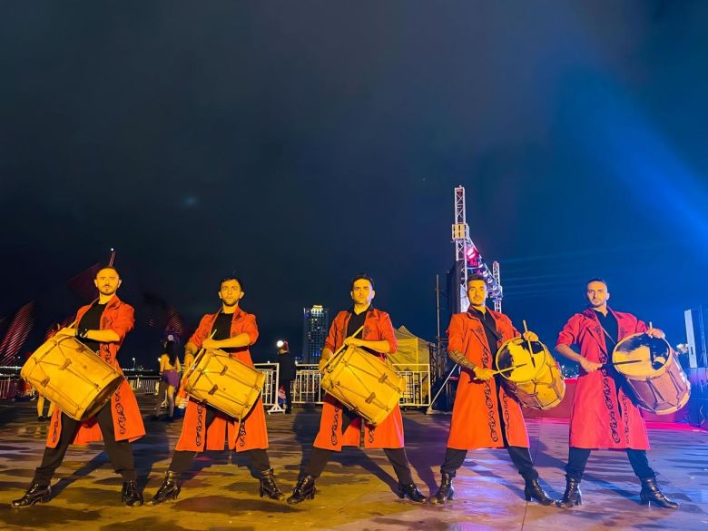 Bailarín de Moldes en uno de los parques temáticos más grandes del mundo