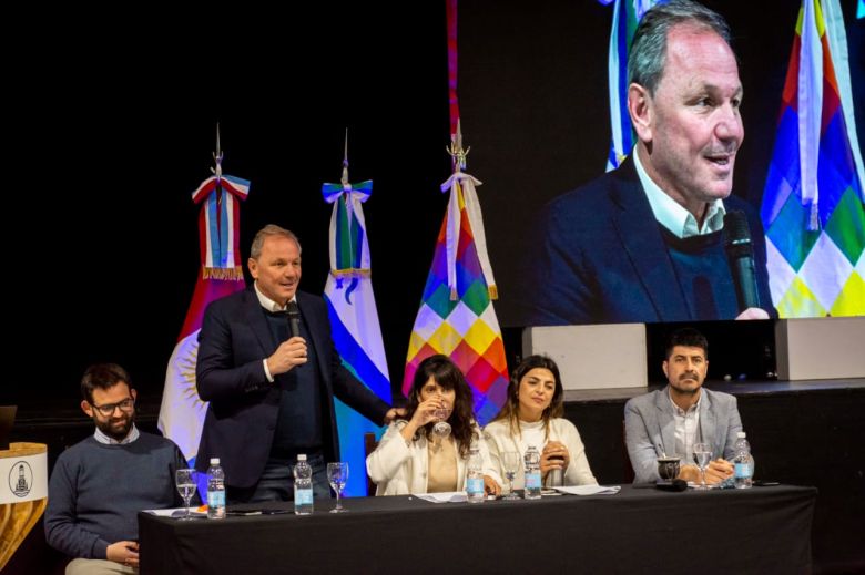 De Rivas participó de la segunda sesión del año del Parlamento Estudiantil