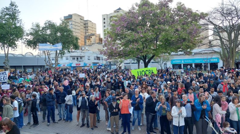 Histórica movilización en defensa de la Universidad Pública en Río Cuarto 