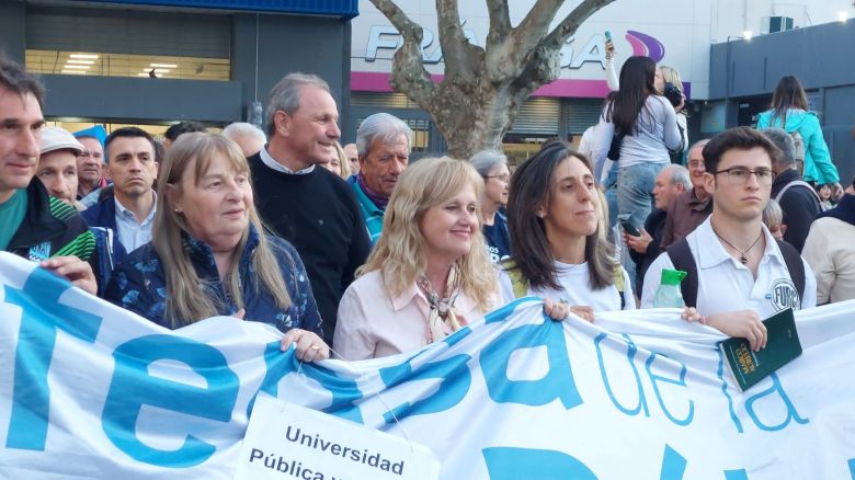 Histórica movilización en defensa de la Universidad Pública en Río Cuarto 