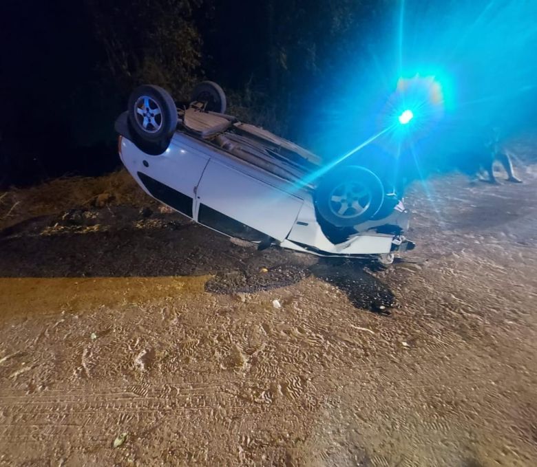 Las Higueras: Un hombre y una mujer resultaron gravemente heridos tras colisionar