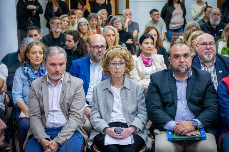 Con "libros en alto" comenzó la 20 edición de la Feria Juan Filloy 