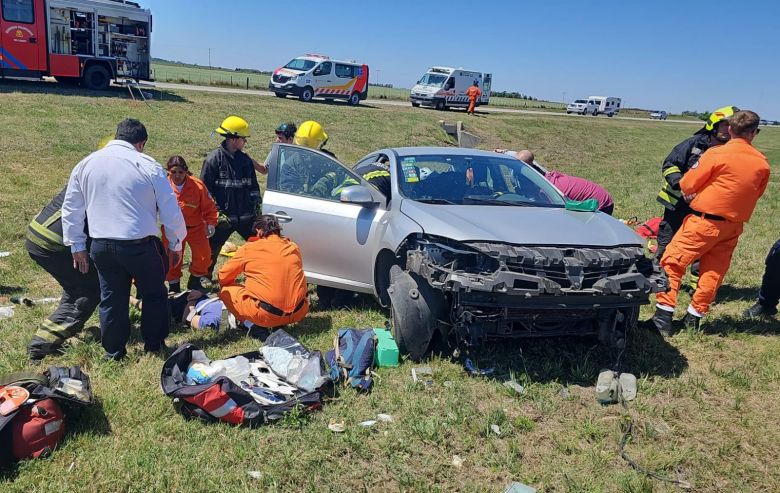 Dos heridos graves tras un despiste en Espinillo 