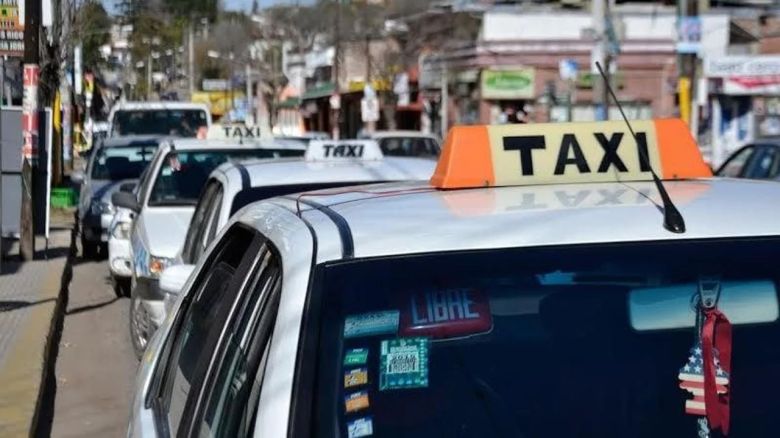 Desde este martes Villa Allende habilitó aplicaciones que reemplazan a taxis