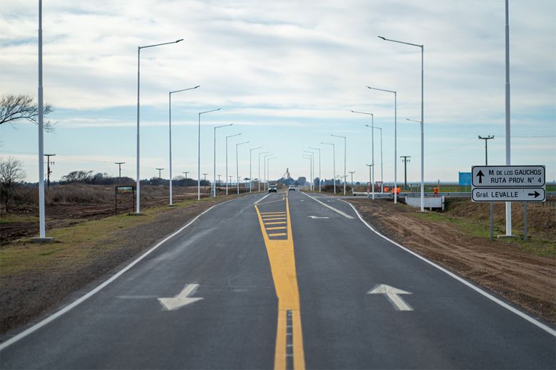 La obra de la ruta Provincial 10, entre General Levalle y Adelia María, fue galardonada 