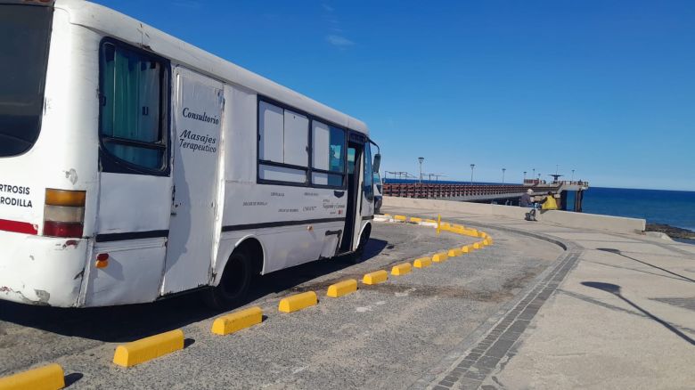 Combatió en Malvinas y ahora recorre el país ofreciendo su servicio de masajes