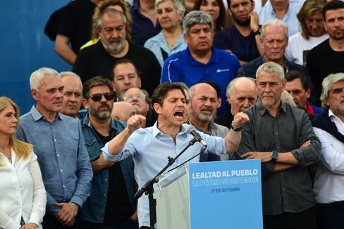 Kicillof, en medio de la interna, llamó a la unidad y dijo: "Los mejores días fueron con Cristina"