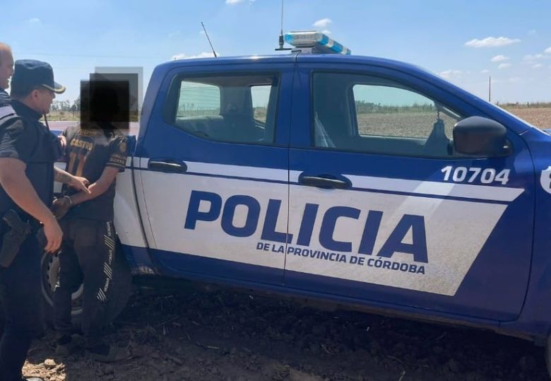 Jovita: robó una camioneta, la quemó en la ruta y volvió caminando