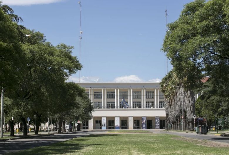 Las universidades nacionales paran este lunes y martes