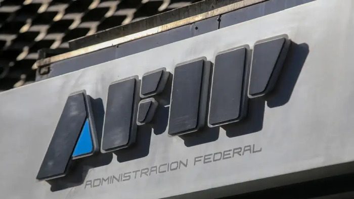 El Gobierno anunció la disolución de la AFIP