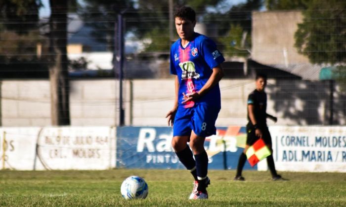 Juan Pablo Flores Sirolesi: "Sarmiento es el equipo que menos conocemos"