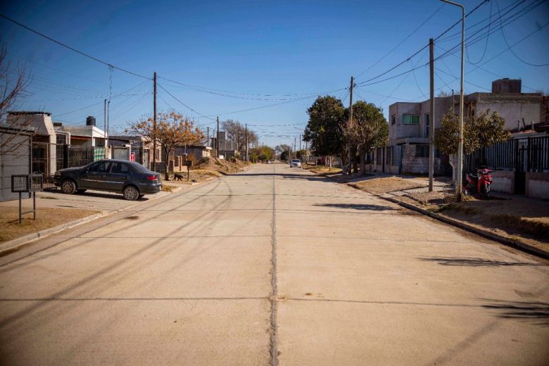 Robos, arrebatos y vecinos encerrados preocupan a los vecinos de barrio Alberdi 