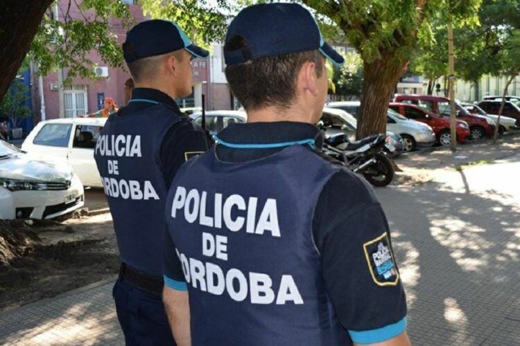 Policía de  Córdoba desbordada de corrupción: detuvieron a un efectivo de Investigaciones por robo calificado