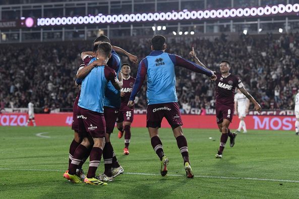 Lanús venció a Boca y posterga  el primer triunfo de Gago  