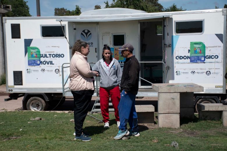 La Muni en tu Barrio: en Oncativo, se concretaron 240 gestiones municipales